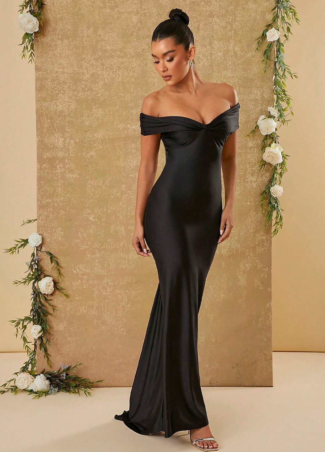 Чорна вечірня сукня годе, з відкритими плечима, з відкритою спиною SHEIN однотонна