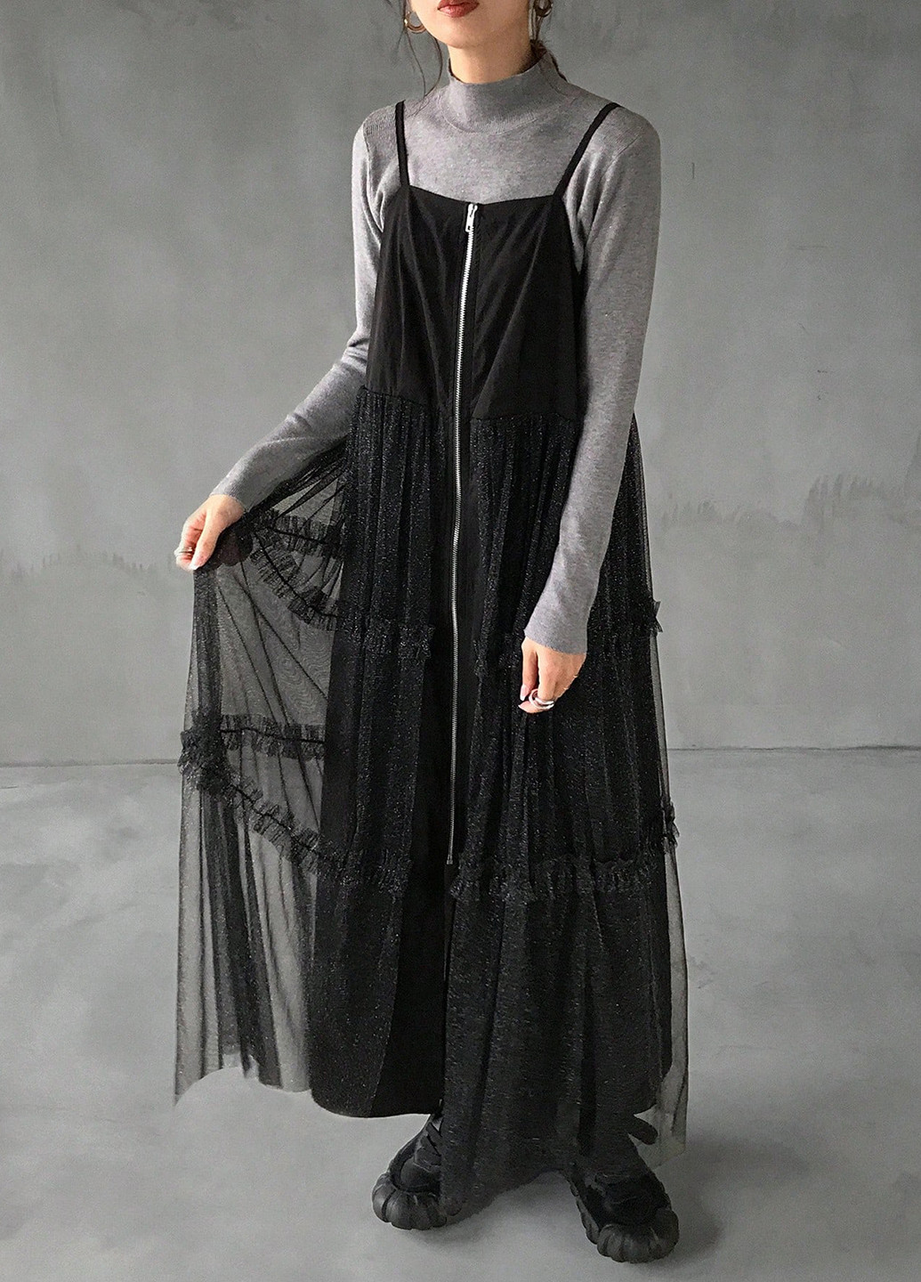 Демисезонный женский сарафан SHEIN однотонный