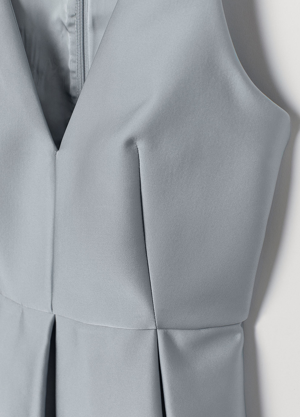 Сіра коктейльна сукня кльош H&M