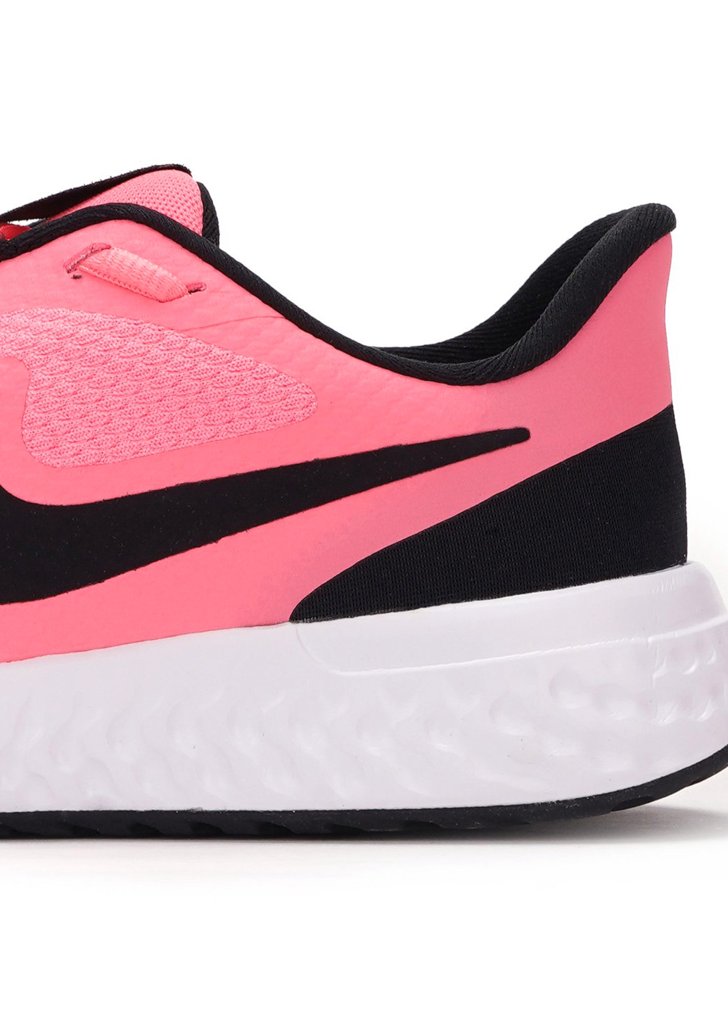 Розовые всесезонные кроссовки Nike Revolution 5