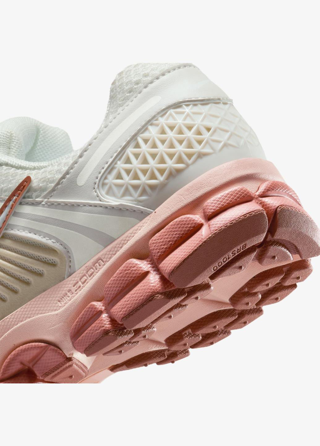 Кросівки W ZOOM VOMERO 5 FJ2028-002 Nike W NIKE ZOOM VOMERO 5 комбіновані демісезони (342745734)