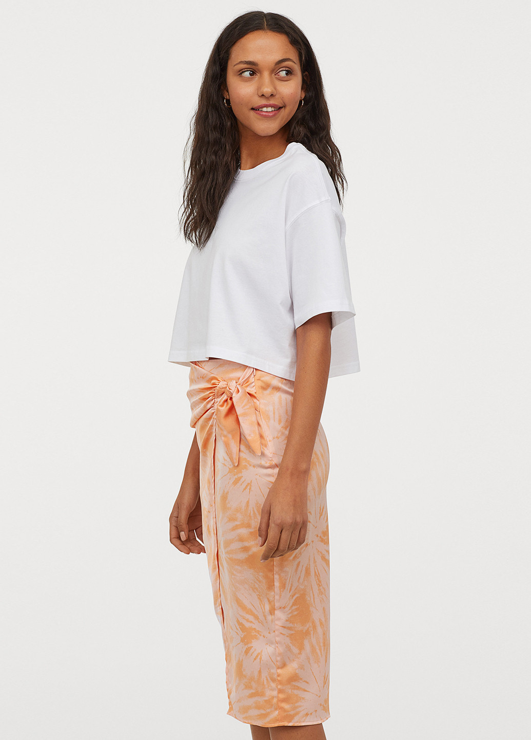 Персиковая кэжуал с абстрактным узором юбка H&M на запах