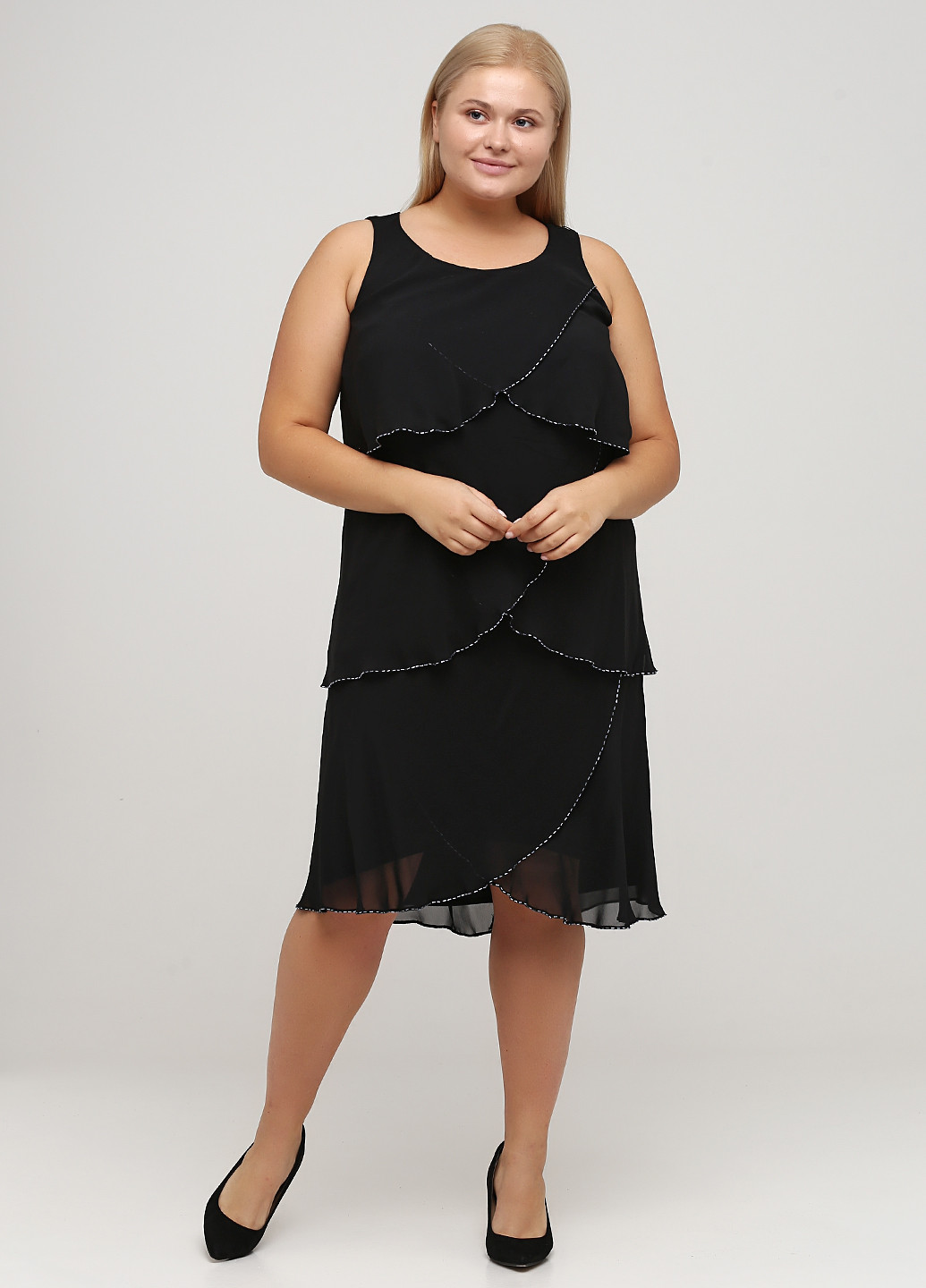 Черное коктейльное платье футляр Sheego однотонное