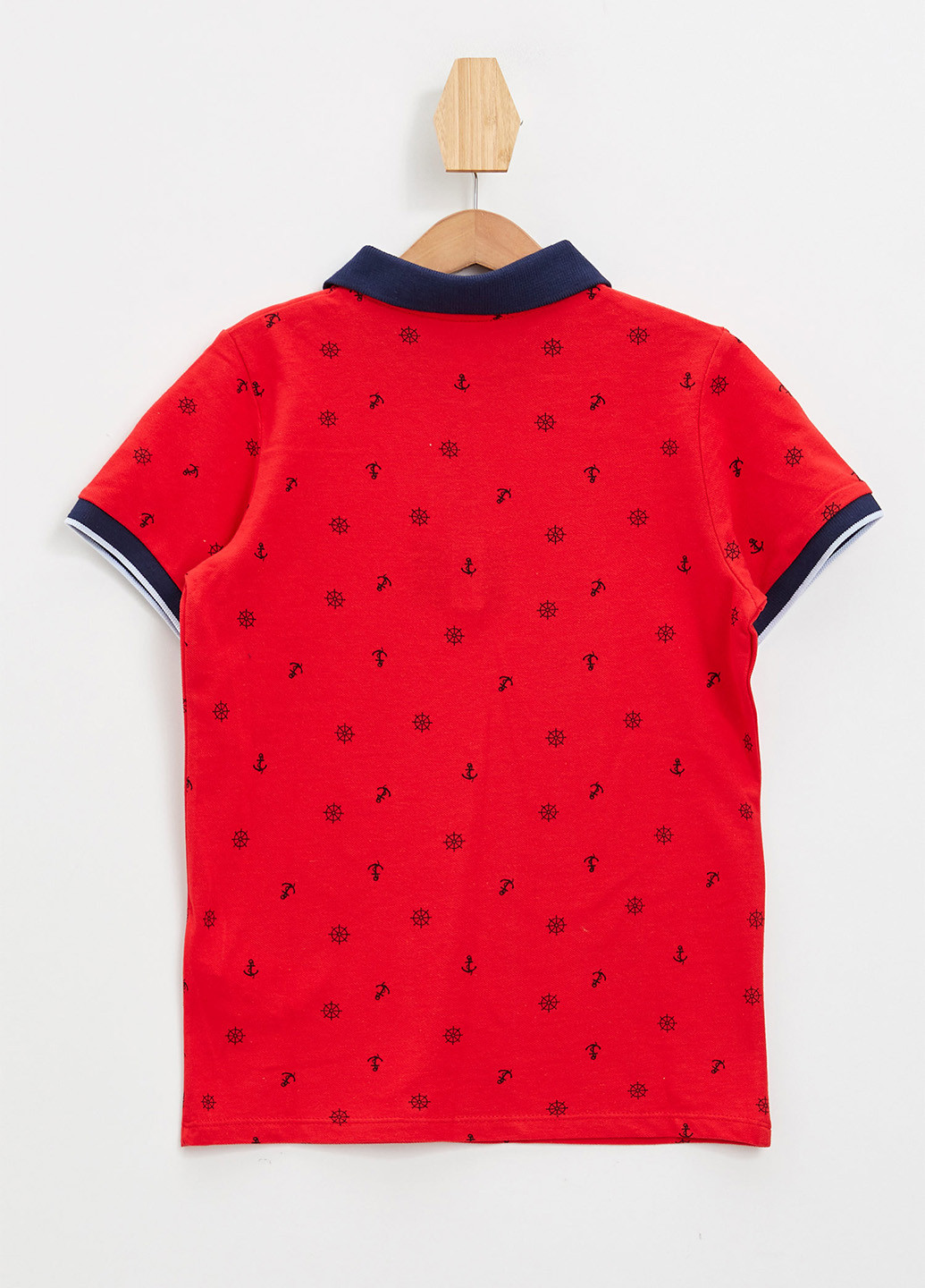 Красная детская футболка-поло для мальчика DeFacto