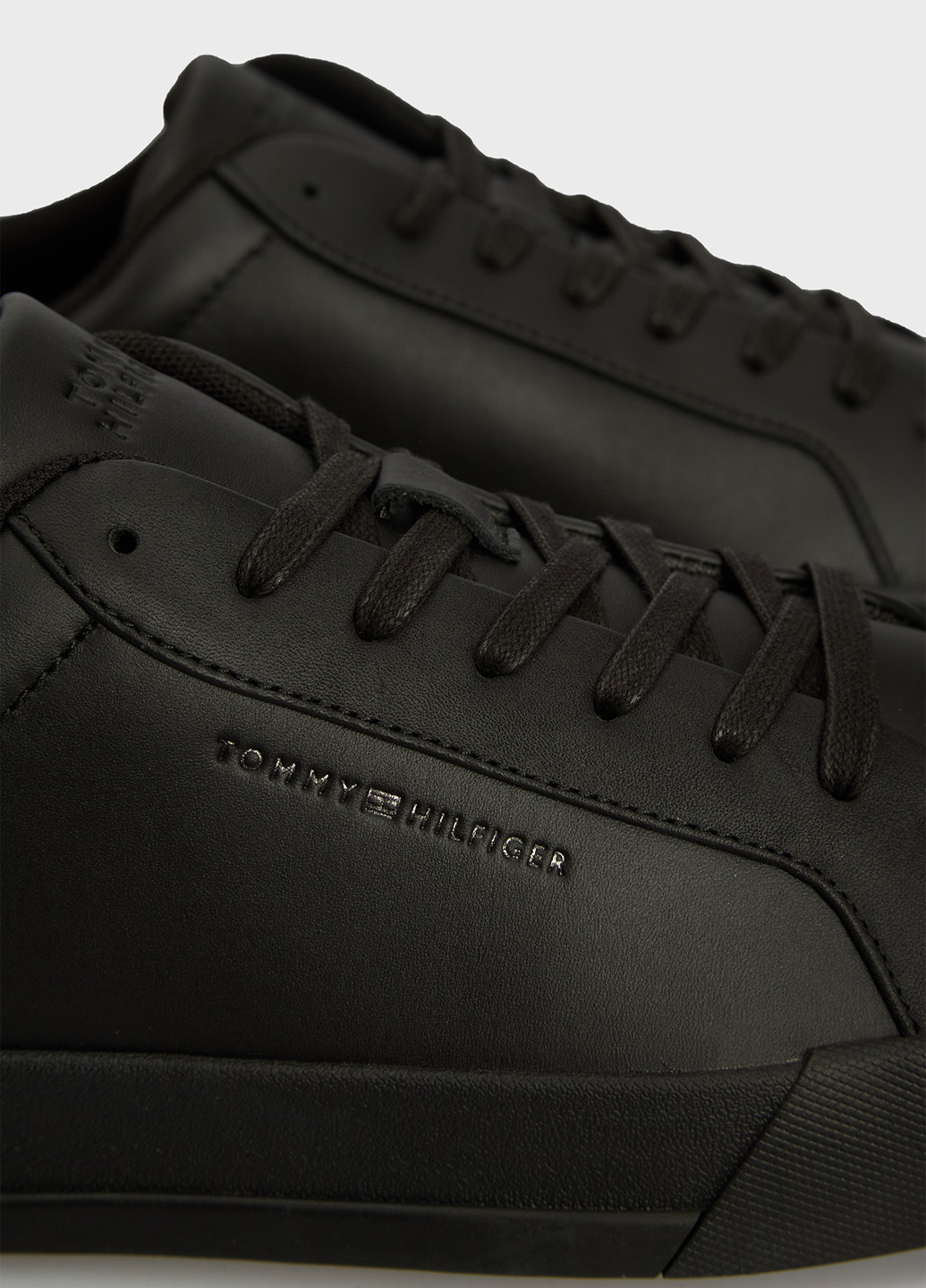 Чорні кеди Tommy Hilfiger