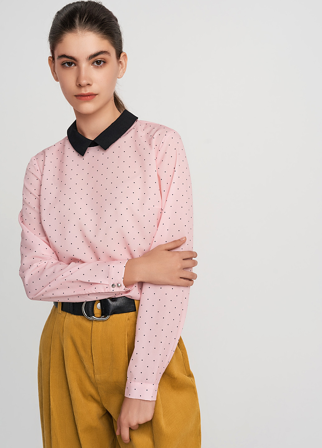 Розовая демисезонная блузка befree