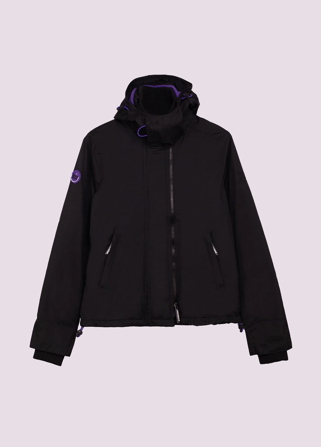 Черная демисезонная куртка Superdry