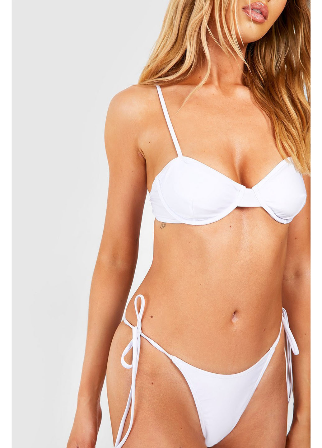 Белый летний купальник (бюст, трусики) раздельный Boohoo