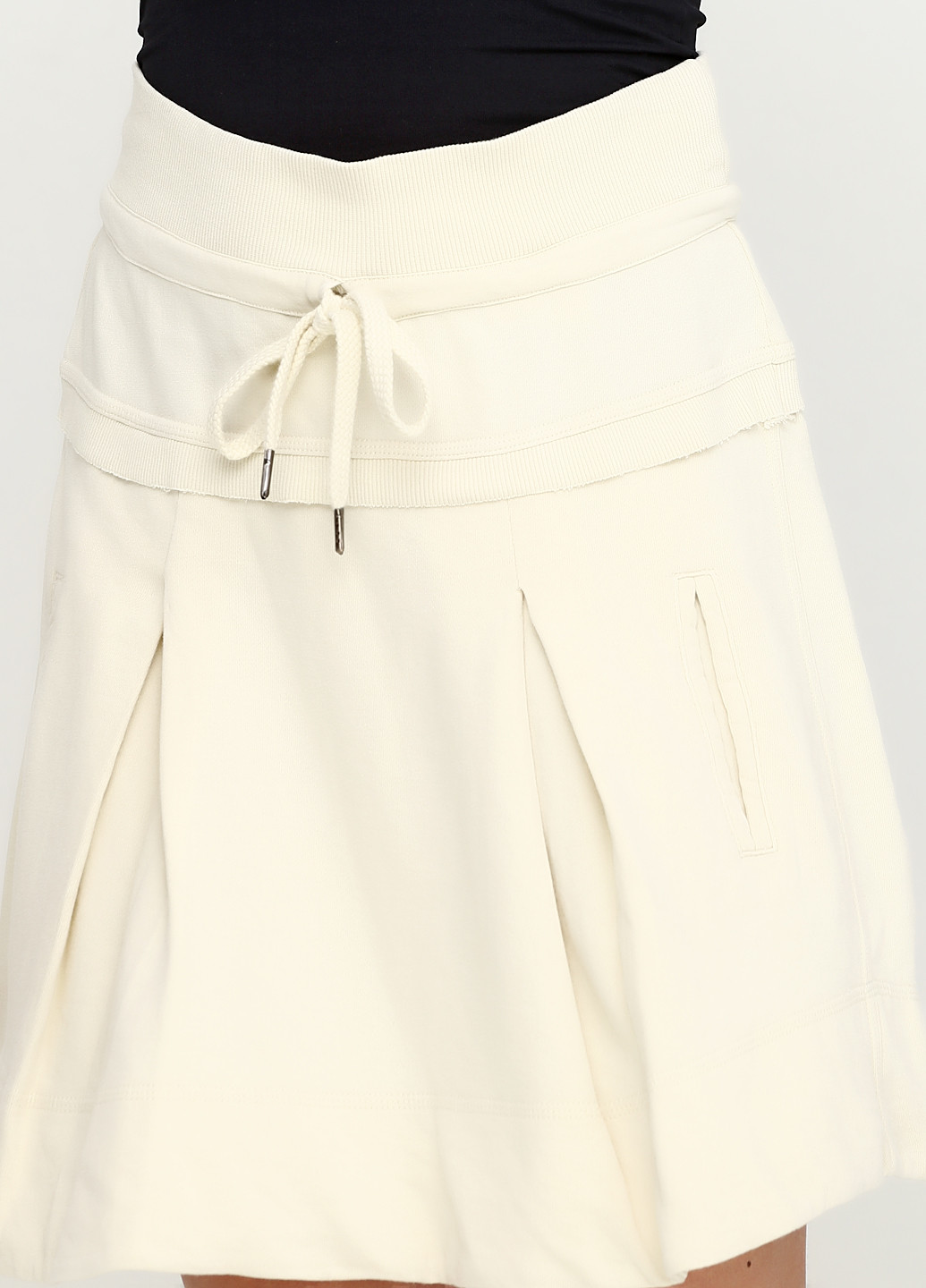 Молочная кэжуал юбка Amy Gee