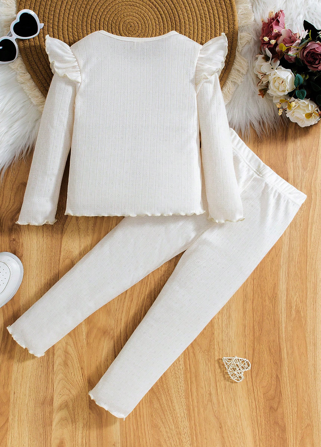 Біла всесезон піжама (лонгслів, штани) лонгслів + брюки SHEIN