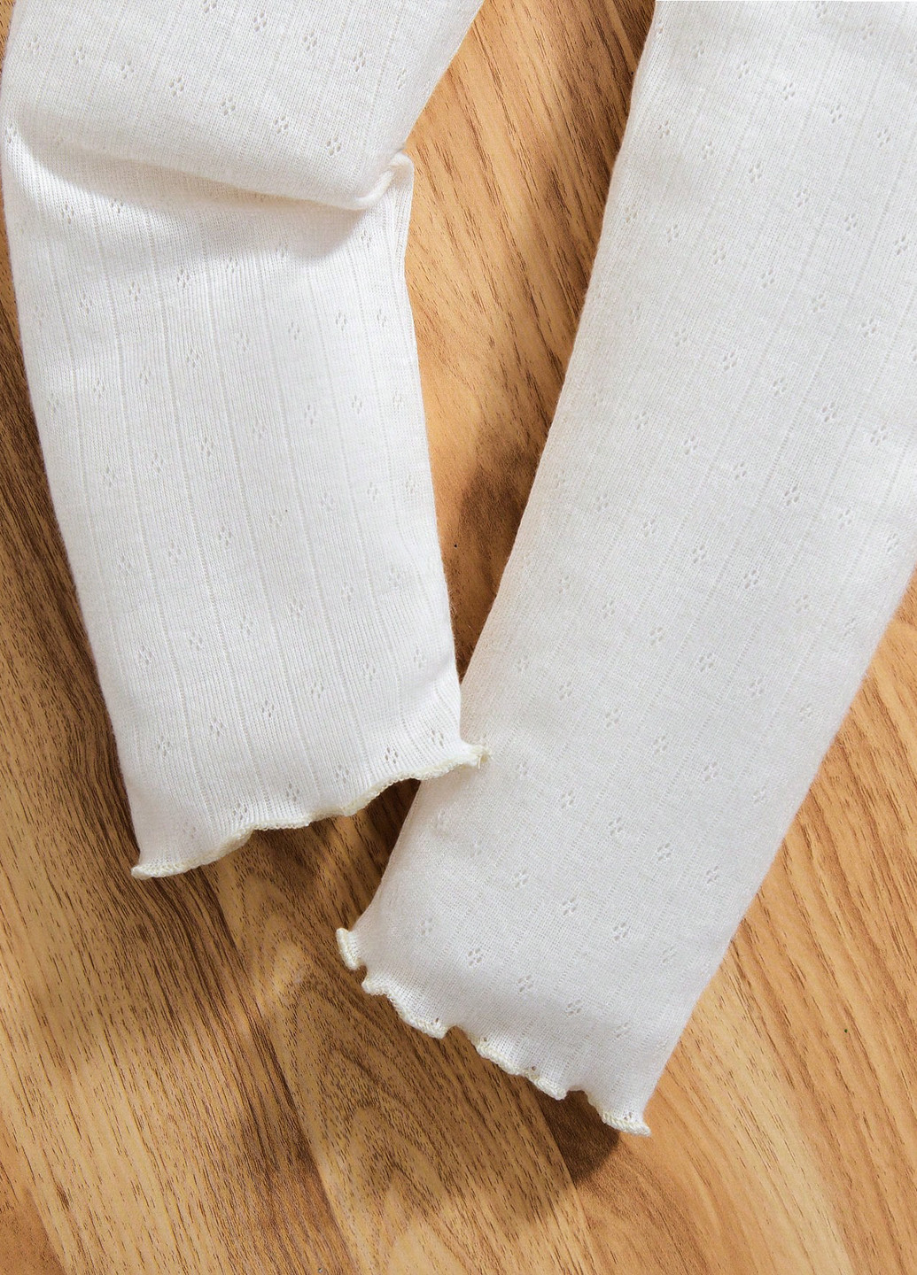 Біла всесезон піжама (лонгслів, штани) лонгслів + брюки SHEIN