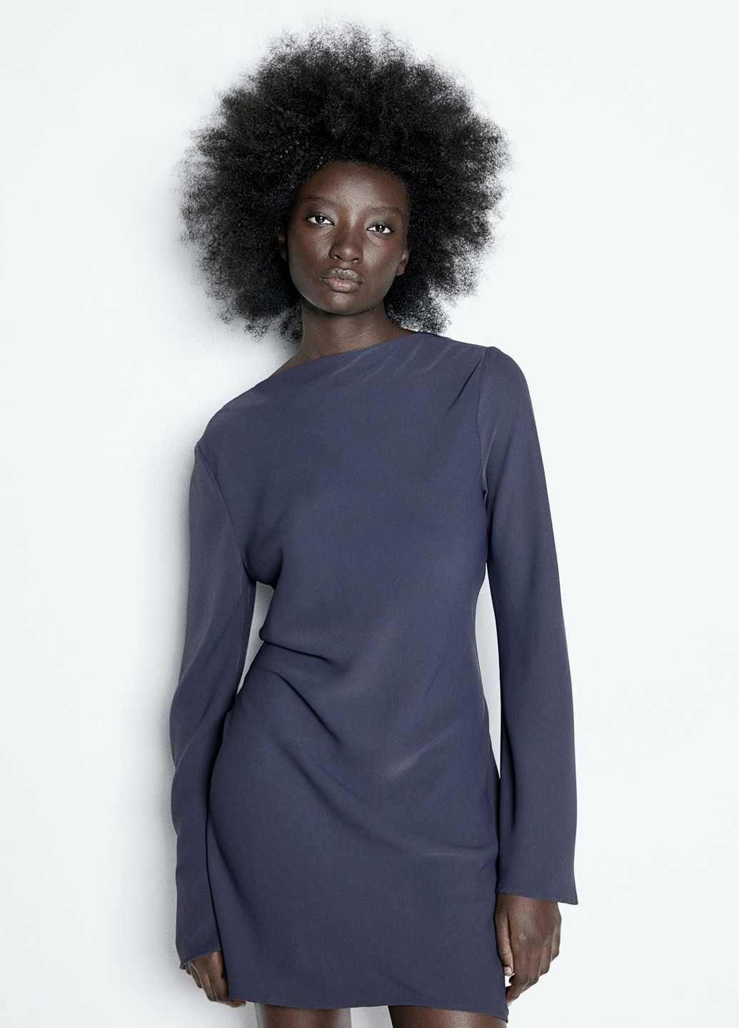 Сіро-синя кежуал сукня з відкритою спиною H&M однотонна