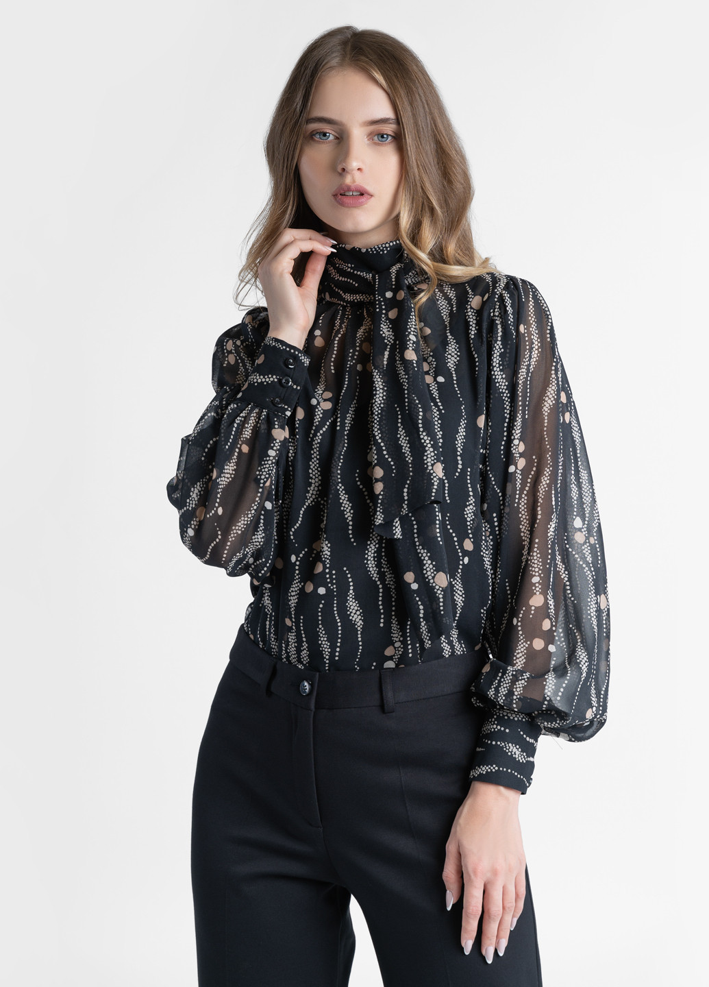 Чорна зимня блуза жіноча Arber Roni