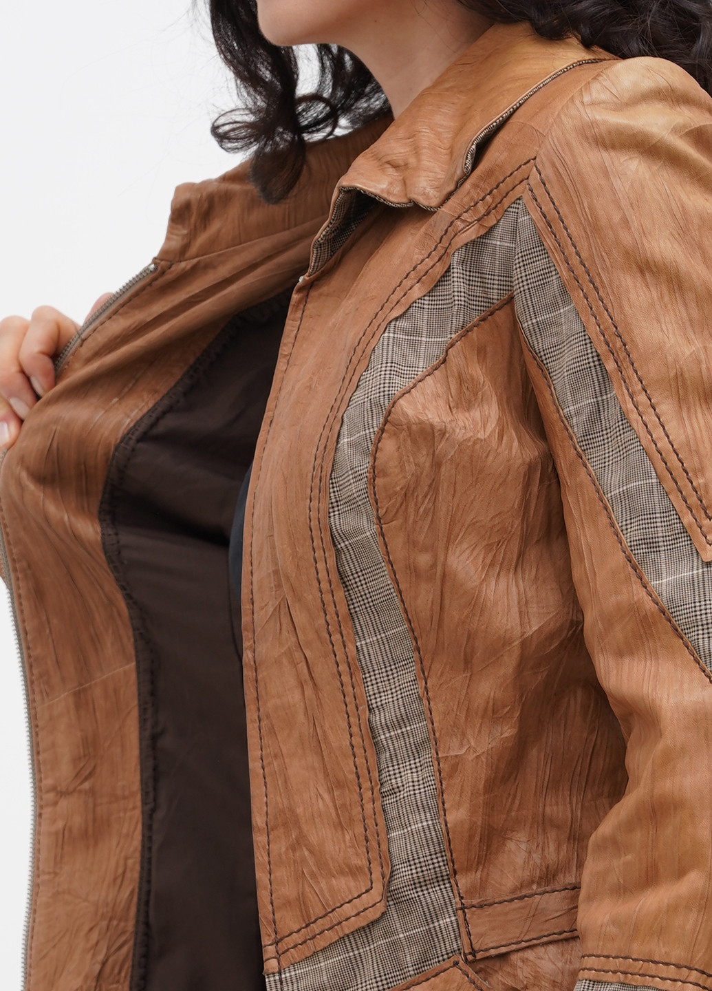 Светло-коричневая демисезонная куртка кожаная Gessada