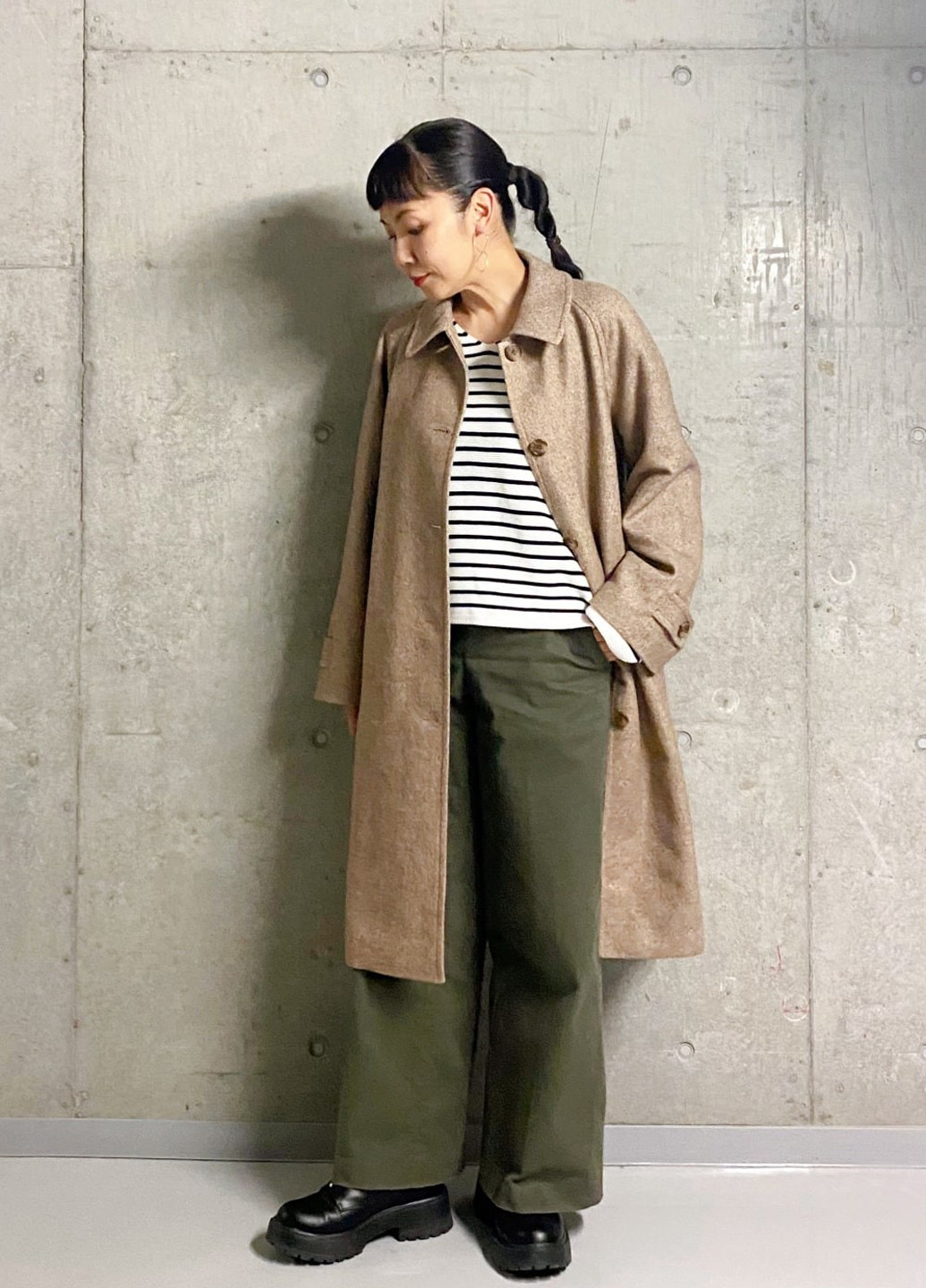 Коричневое демисезонное Пальто оверсайз Uniqlo