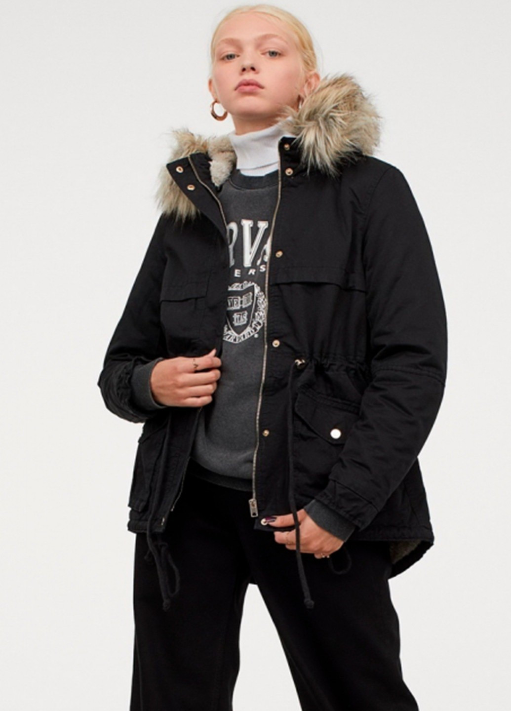 Парка H&M (362376747)