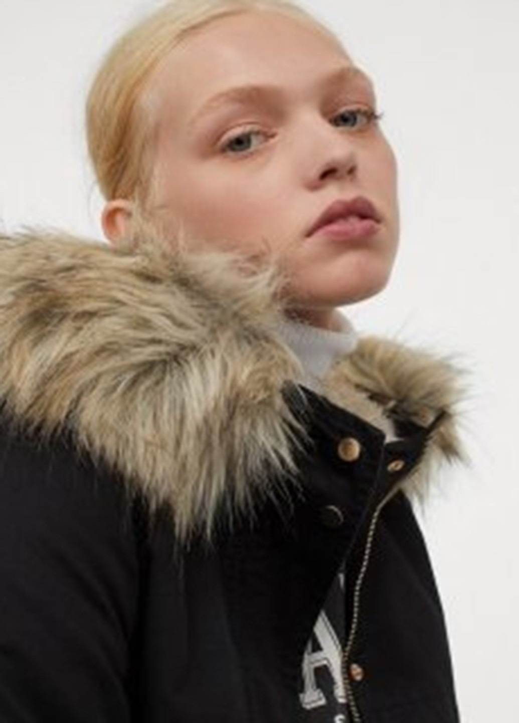 Парка H&M (362376747)