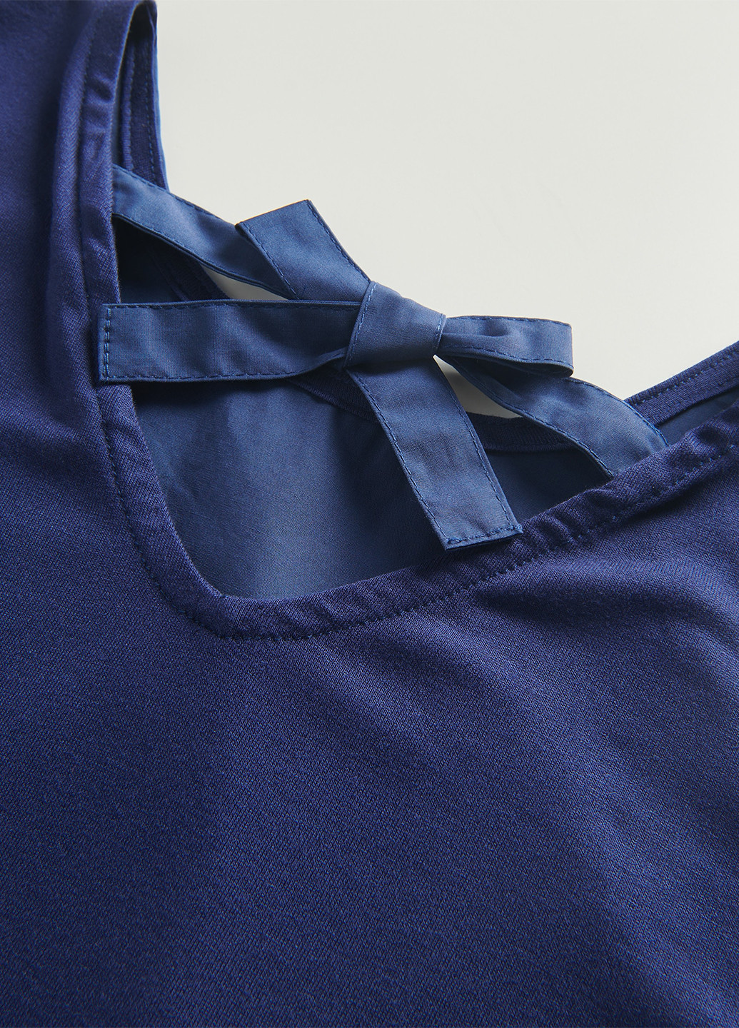 Темно-синяя однотонная блузка Reserved летняя