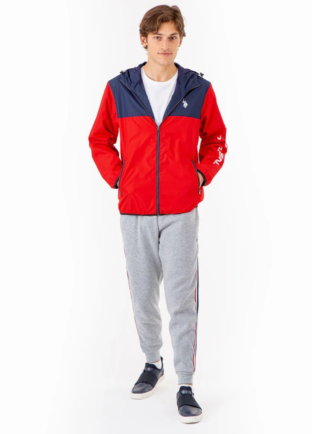 Красная демисезонная ветровка U.S. Polo Assn.