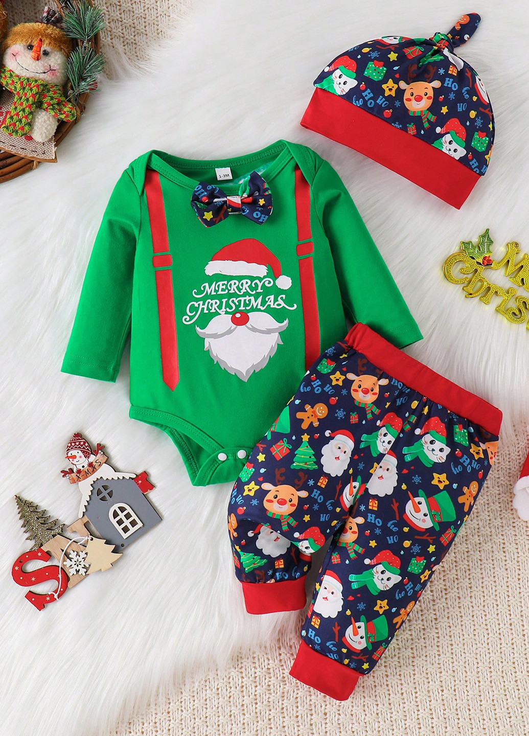 Зеленый зимний костюм (боди, брюки, шапочка) брючный SHEIN