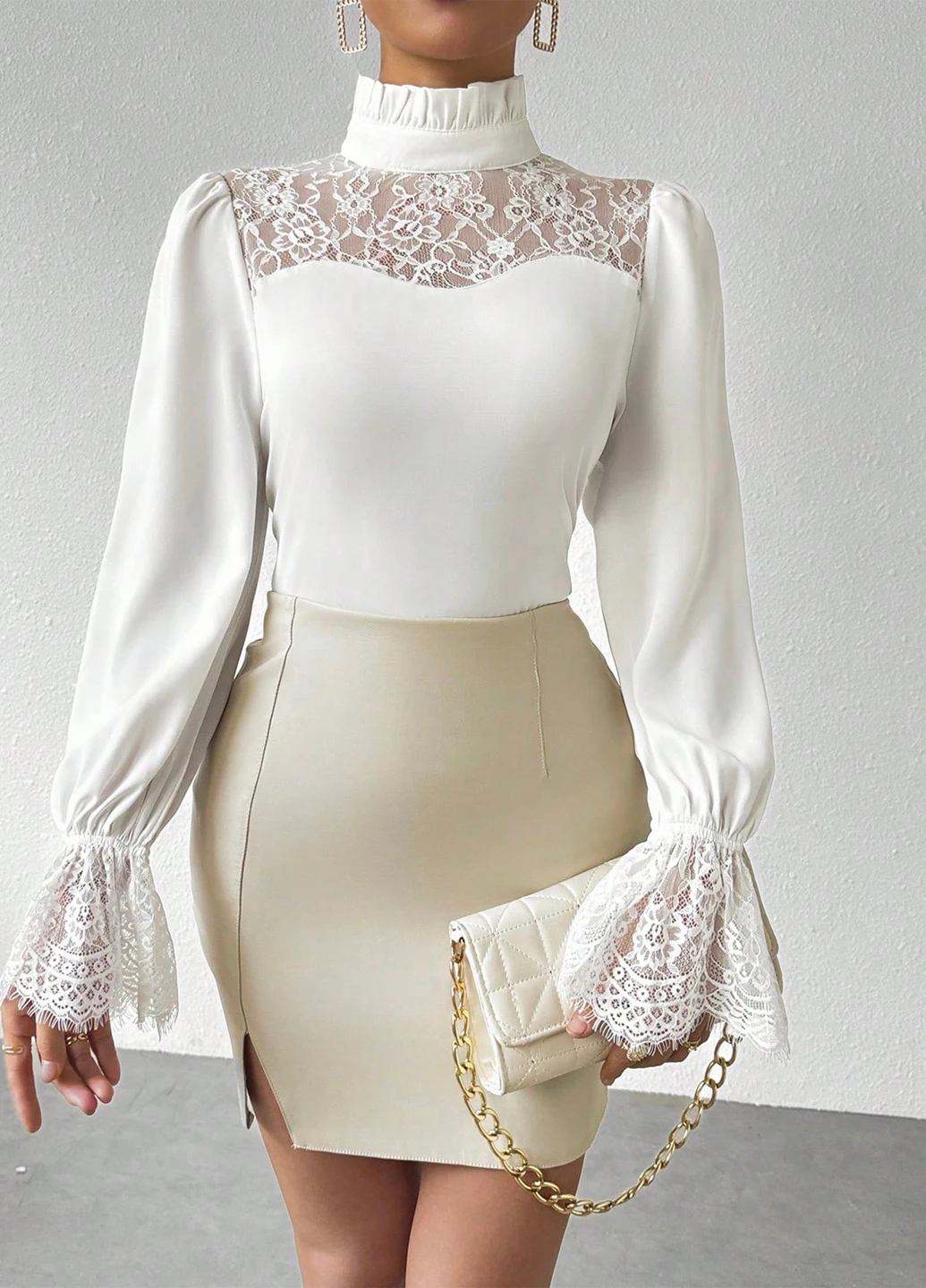 Молочна блуза SHEIN