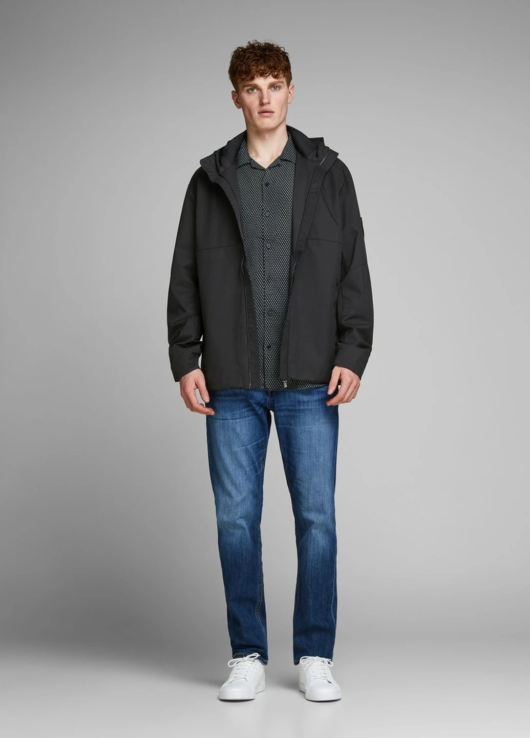 Чорна демісезонна куртка Jack & Jones