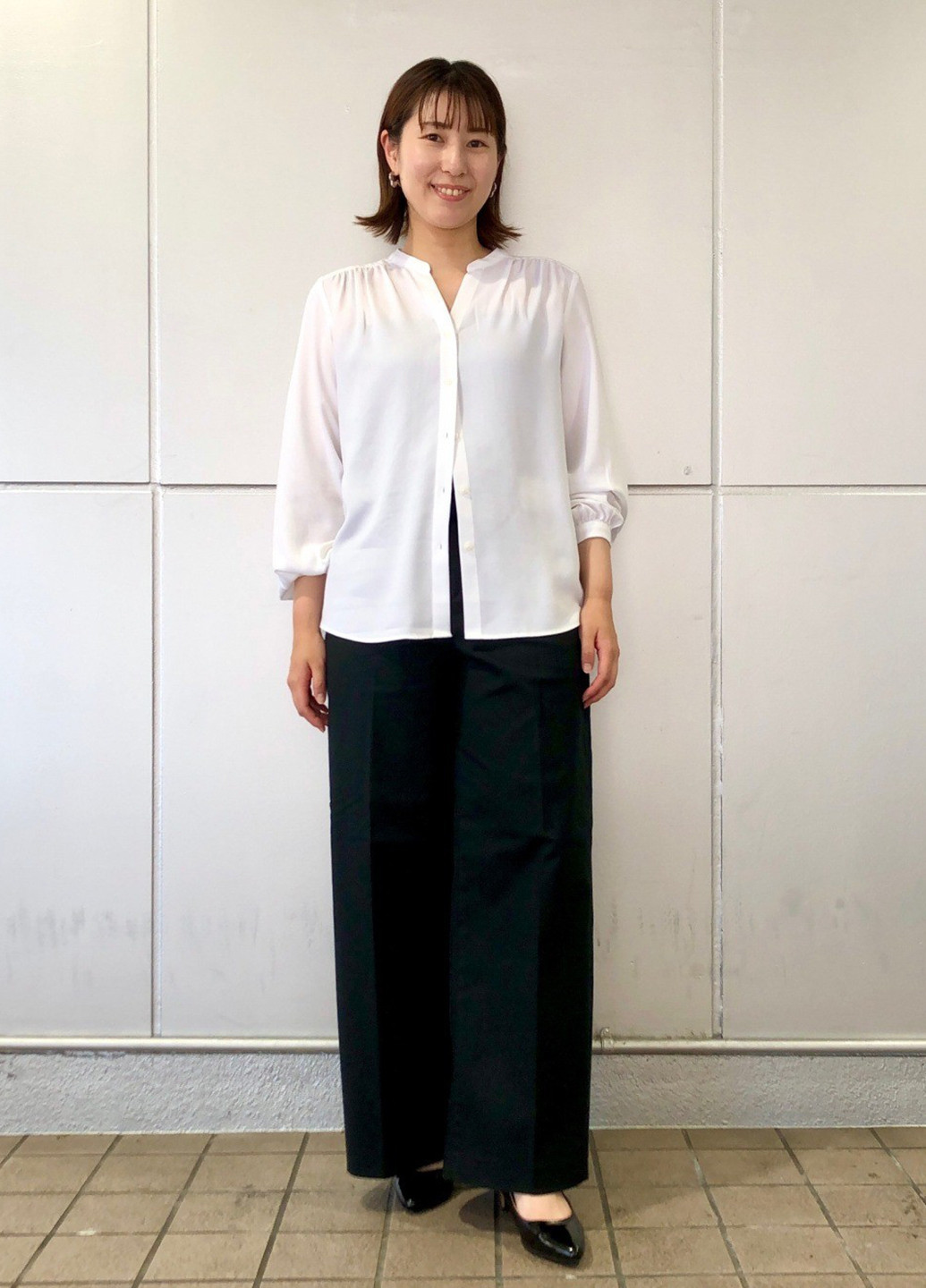 Біла блузка Uniqlo