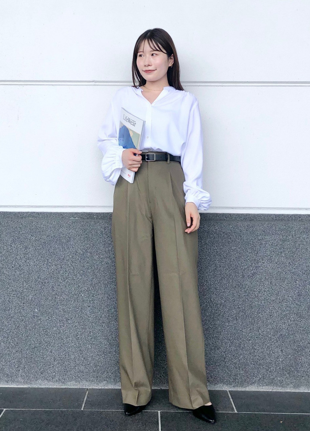 Біла блузка Uniqlo