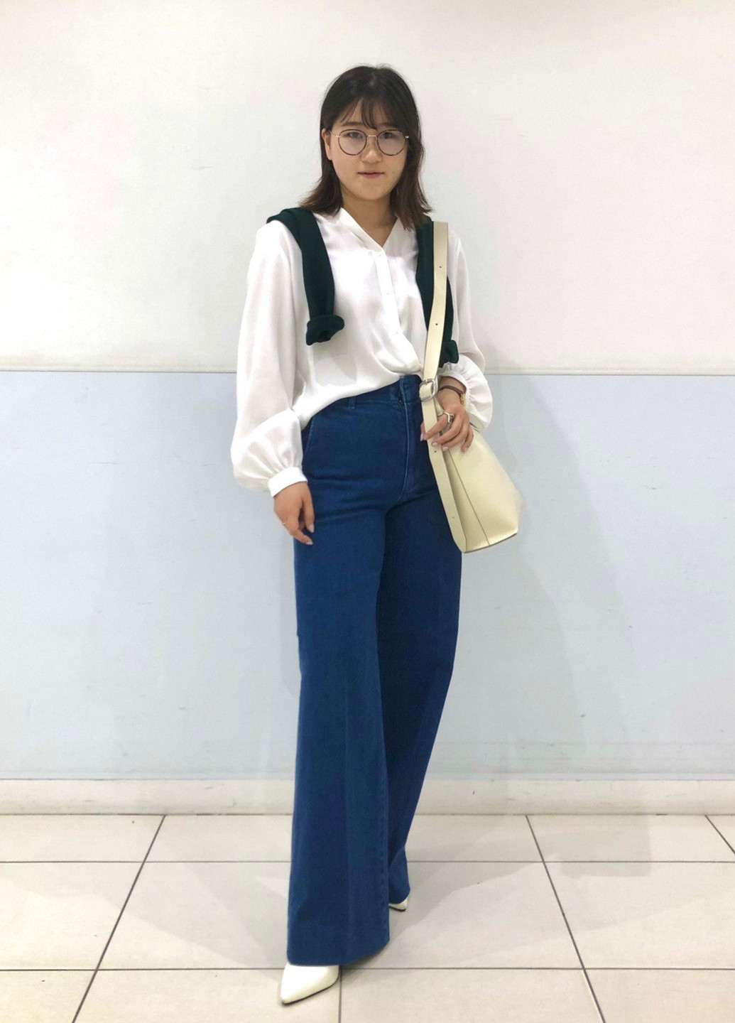 Біла блузка Uniqlo