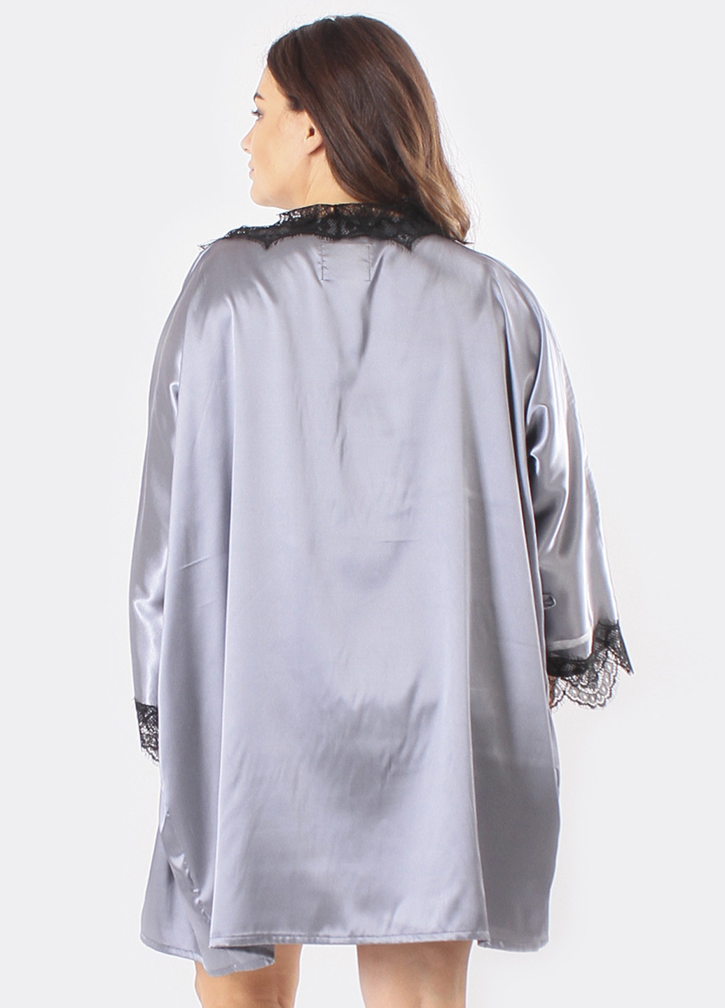 Серый демисезонный комплект (халат, майка, шорты) Ghazel