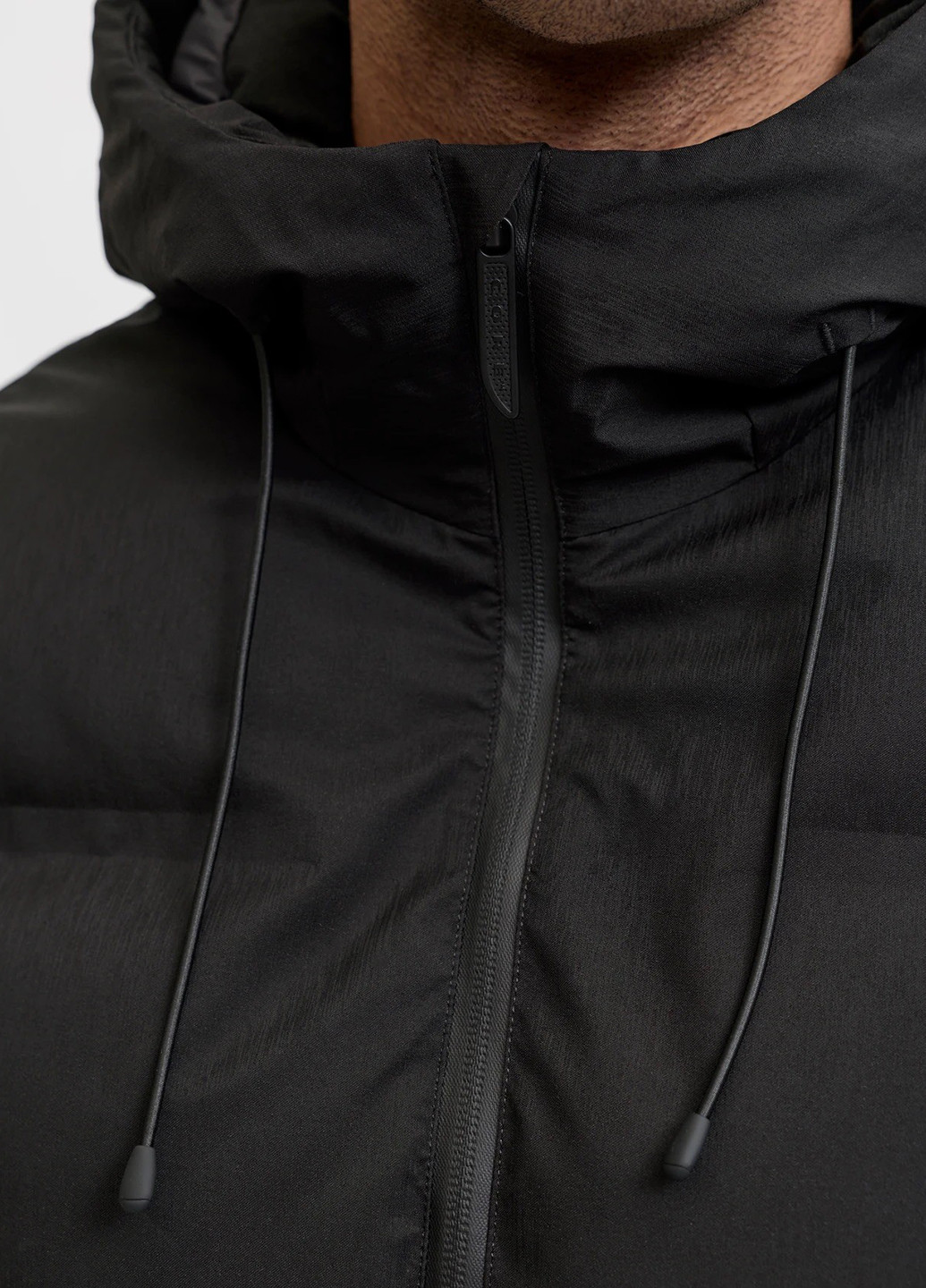 Черная зимняя куртка Jack & Jones