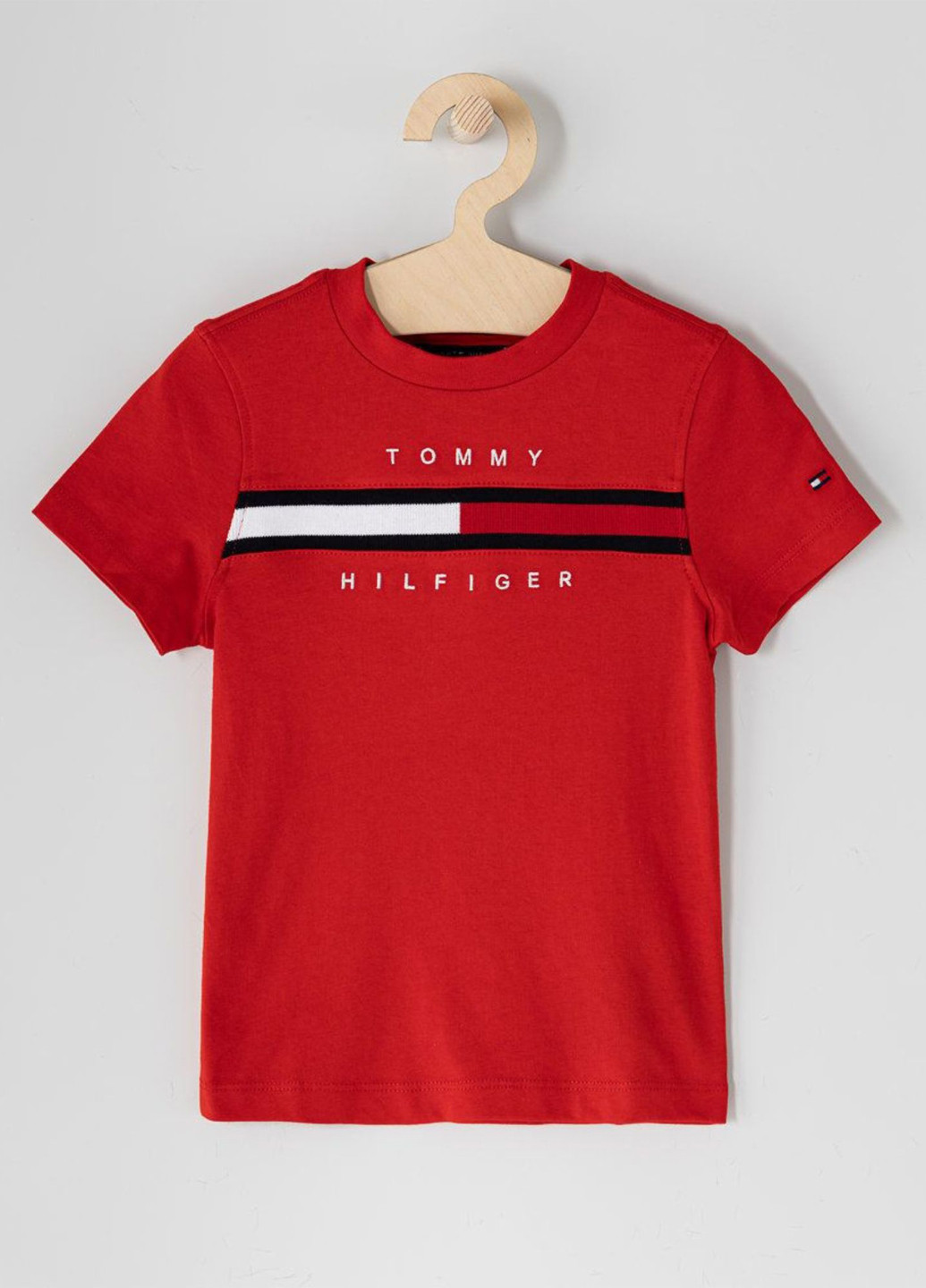 Красная летняя футболка Tommy Hilfiger