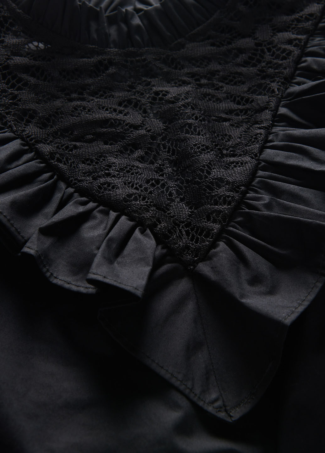 Черная демисезонная блуза Reserved