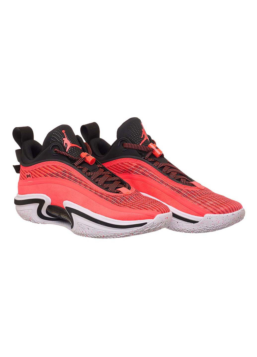 Красные демисезонные кроссовки Nike