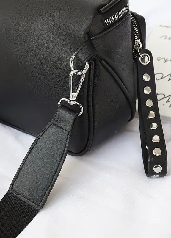 Женская классическая круглая сумка кросс-боди на широком ремне через плечо на три отдела черная No Brand (252971286)