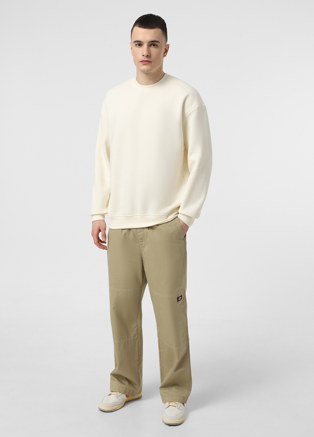 Молочний світшот Piazza Italia однотонний без декору (328649979)