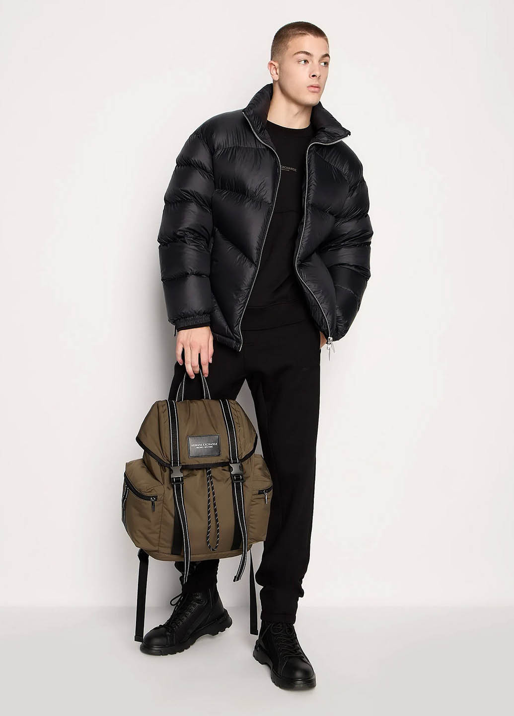 Черные кэжуал демисезонные джоггеры брюки Armani Exchange