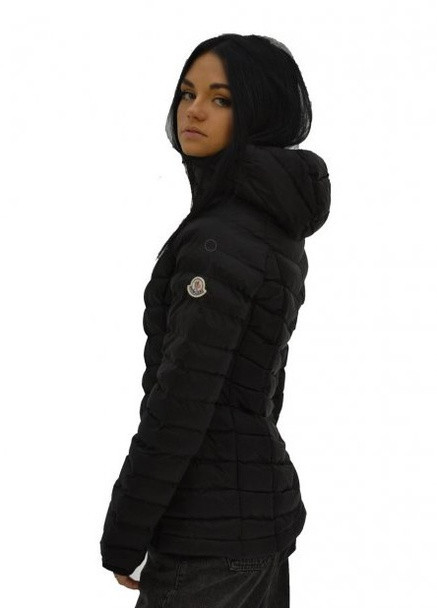 Чорна демісезонна куртка жіноча Moncler