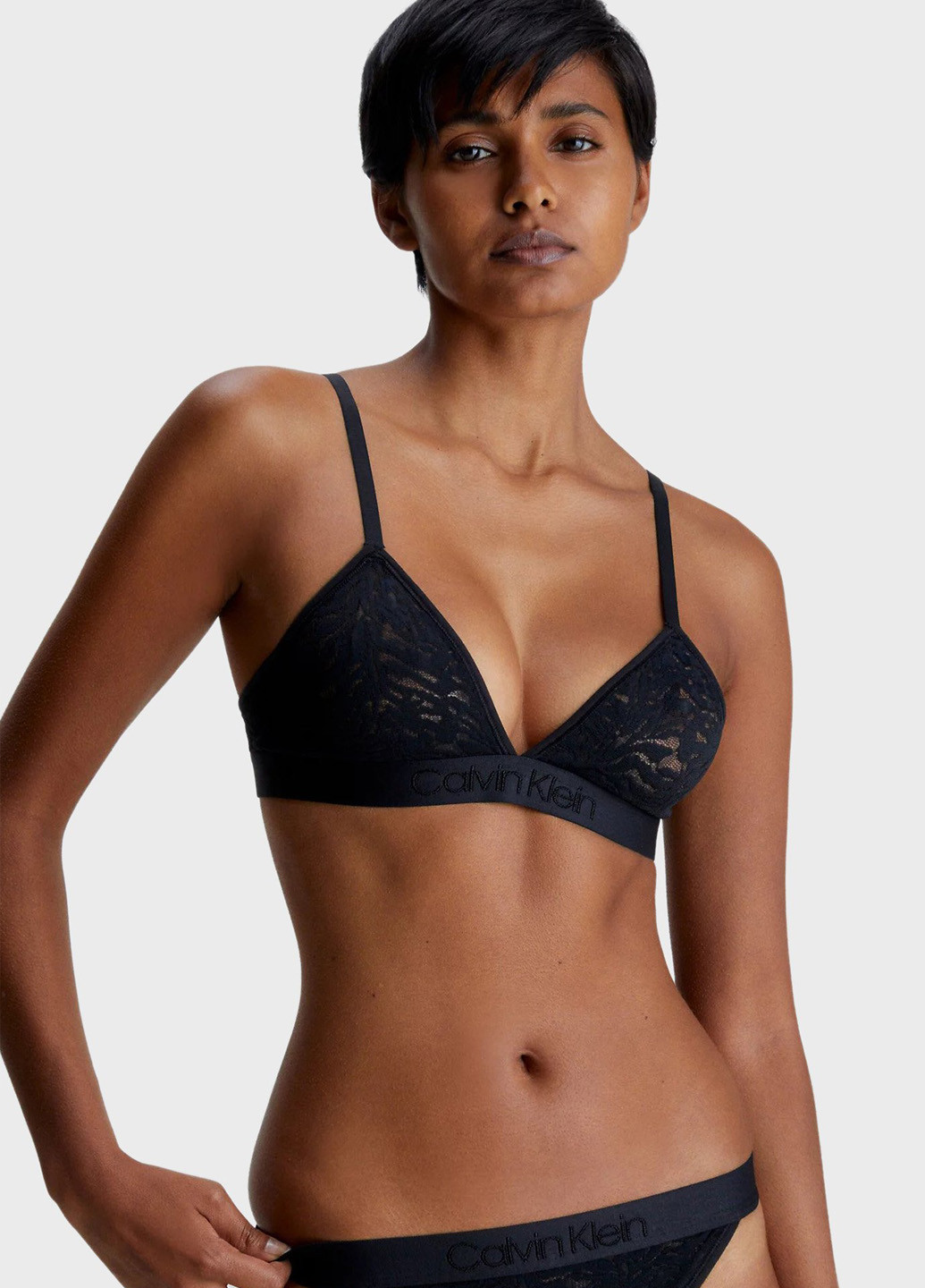 Чёрный триэнджел бюстгальтер Calvin Klein без косточек полиамид