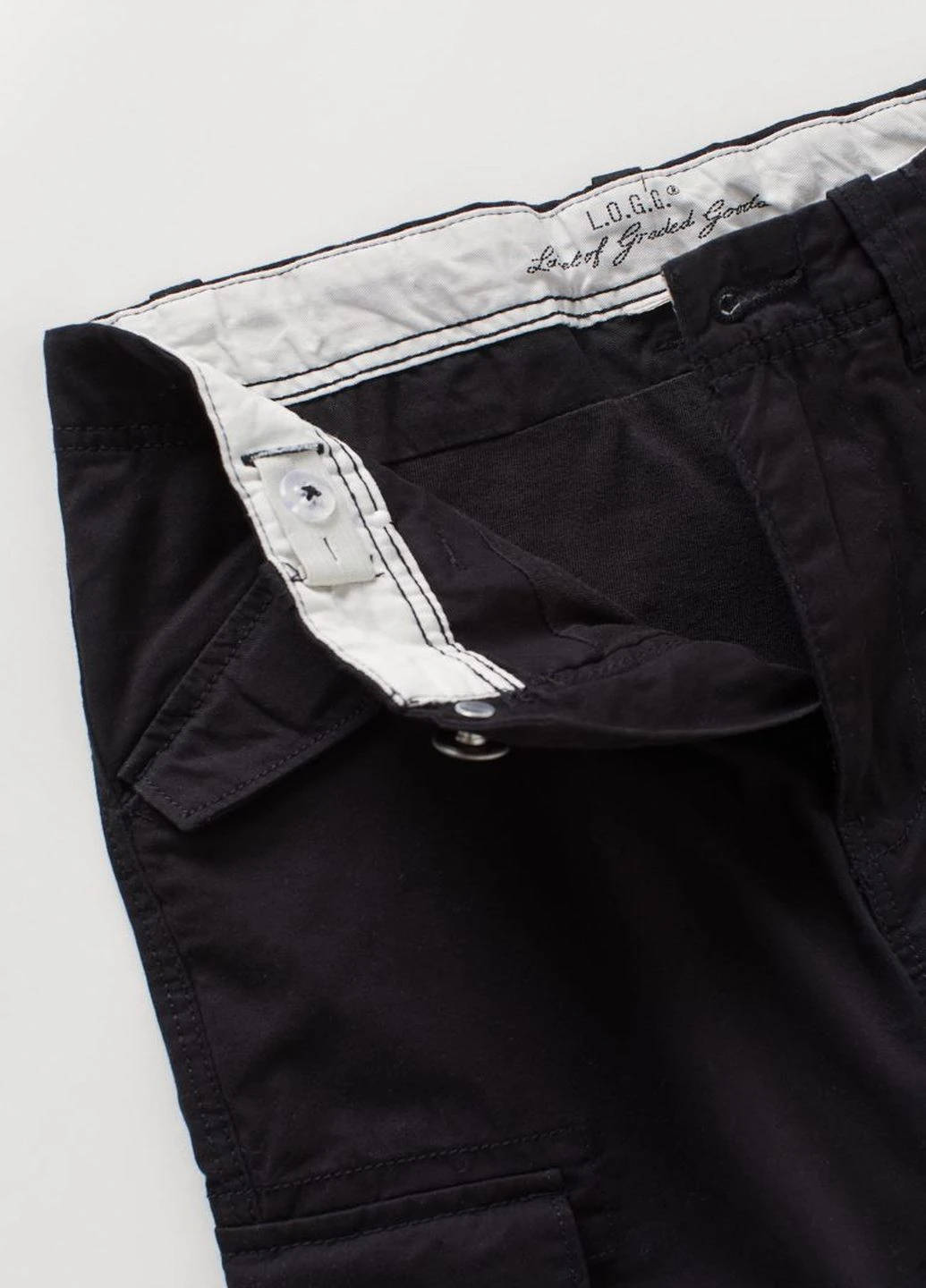 Черные спортивные демисезонные брюки H&M