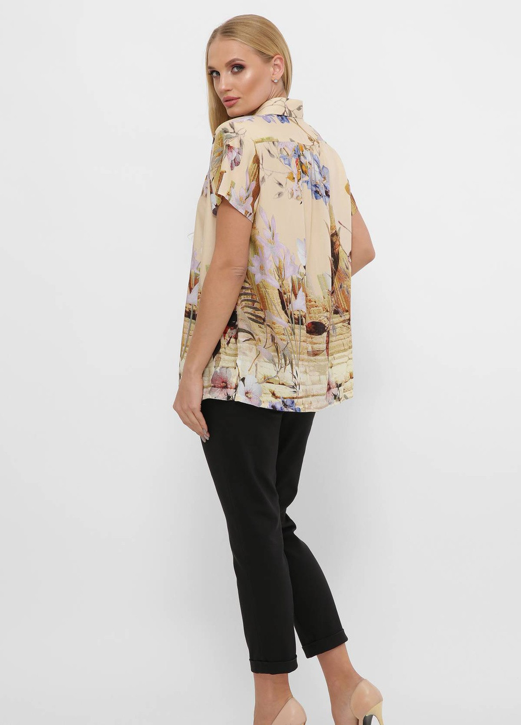 Оливковая летняя блуза рубашечного кроя эмма оливковая Tatiana