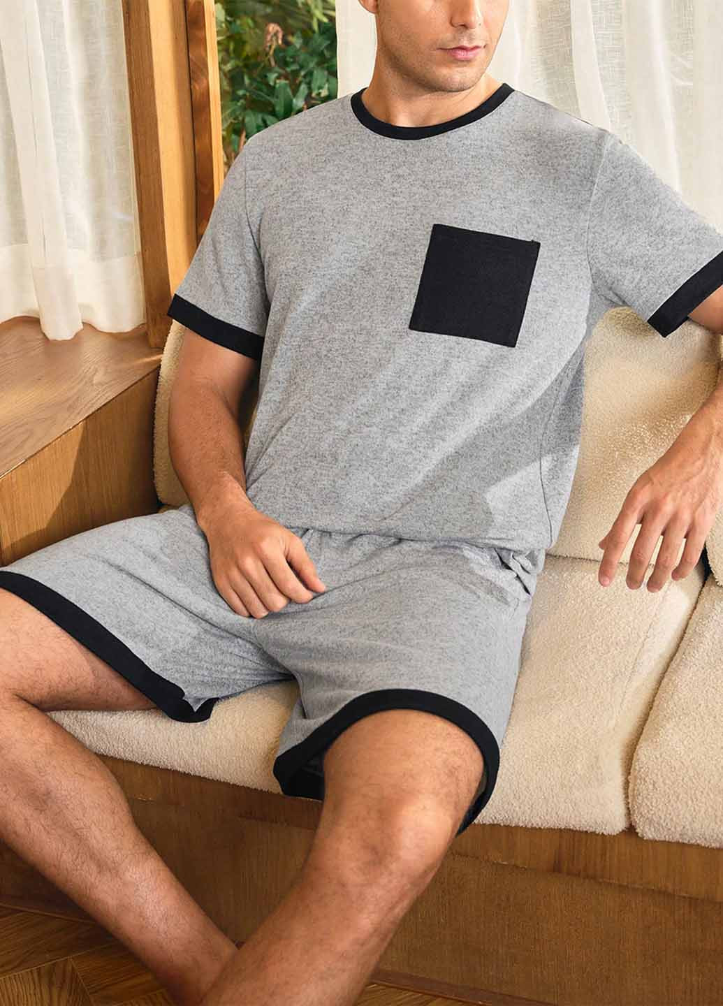 Сірий демісезонний костюм (футболка, шорти) SHEIN