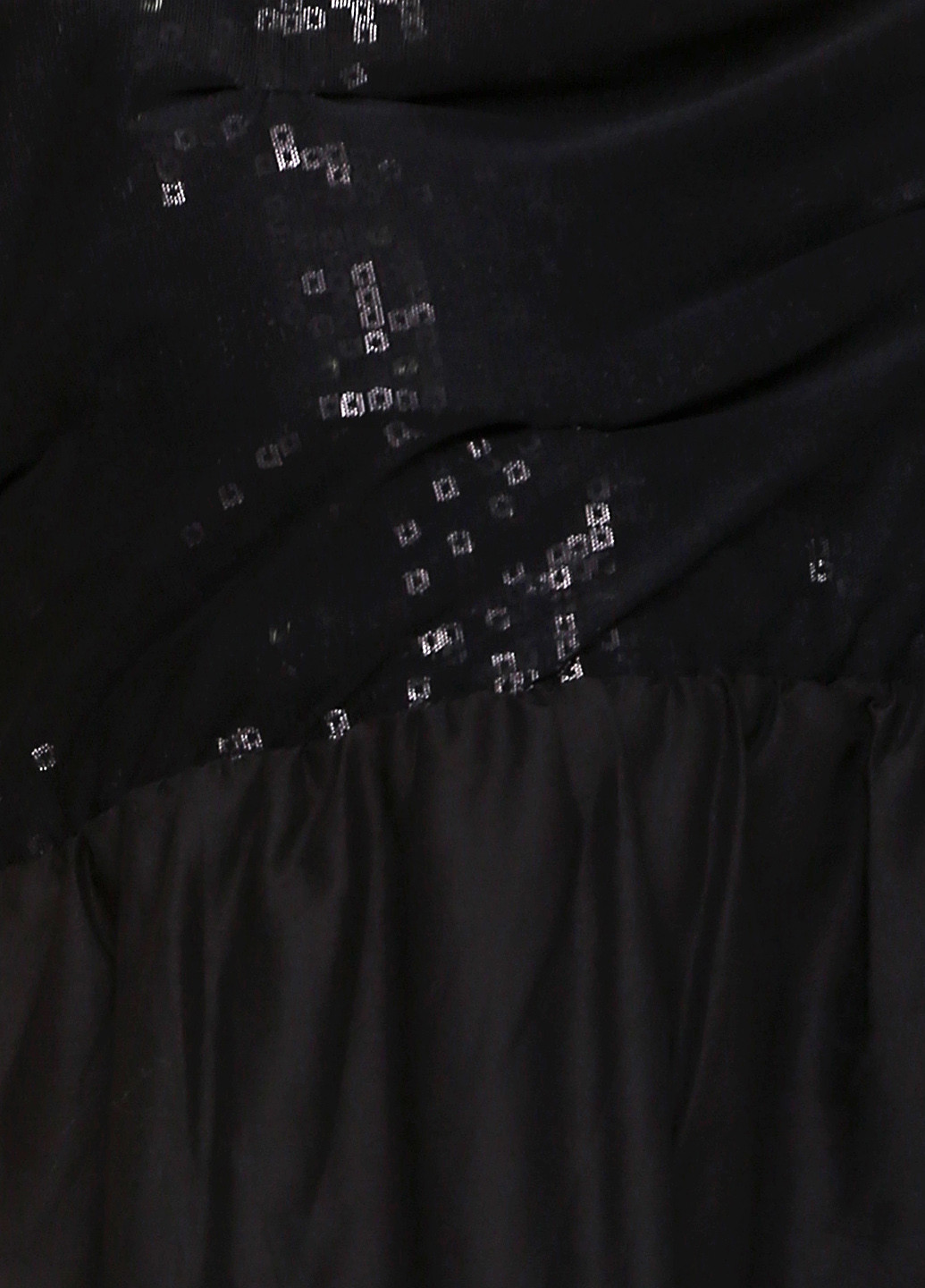 Черное кэжуал платье с открытыми плечами United Colors of Benetton однотонное