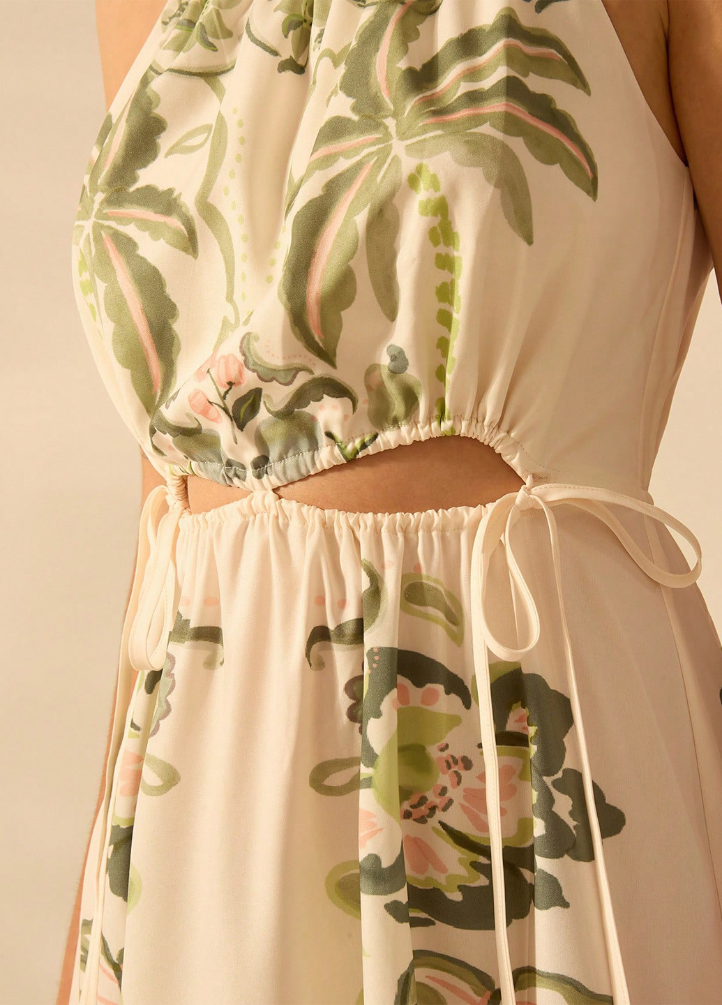 Светло-бежевое праздничный, пляжное, кэжуал платье а-силуэт SHEIN с рисунком