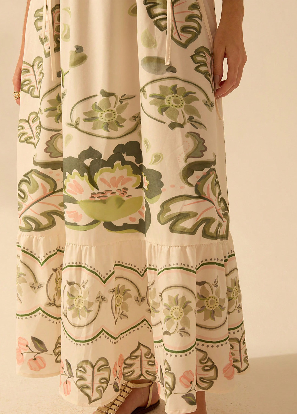 Светло-бежевое праздничный, пляжное, кэжуал платье а-силуэт SHEIN с рисунком