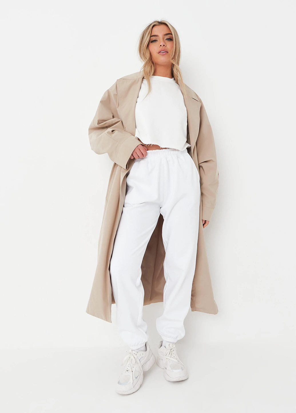 Белый свитшот Missguided однотонный бахрома (260390425)