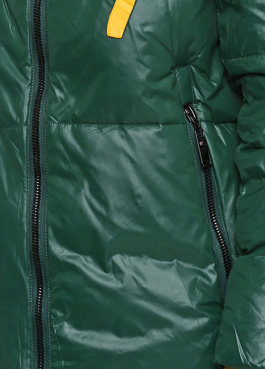 Зеленая зимняя куртка Lusskiri