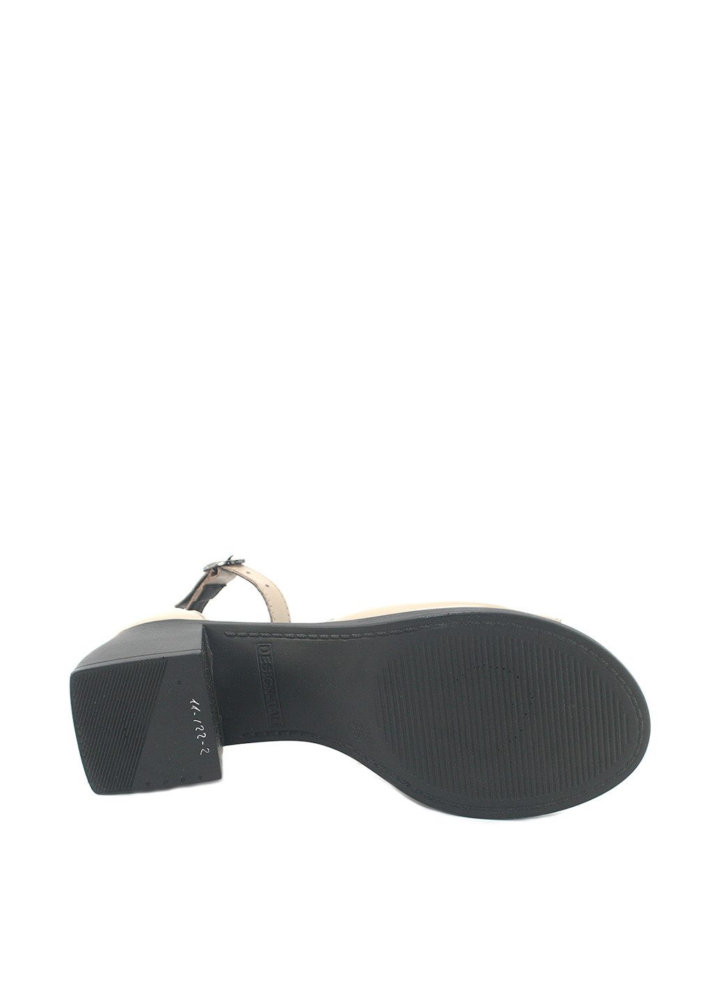 Кофейные босоножки Mila с ремешком лаковые