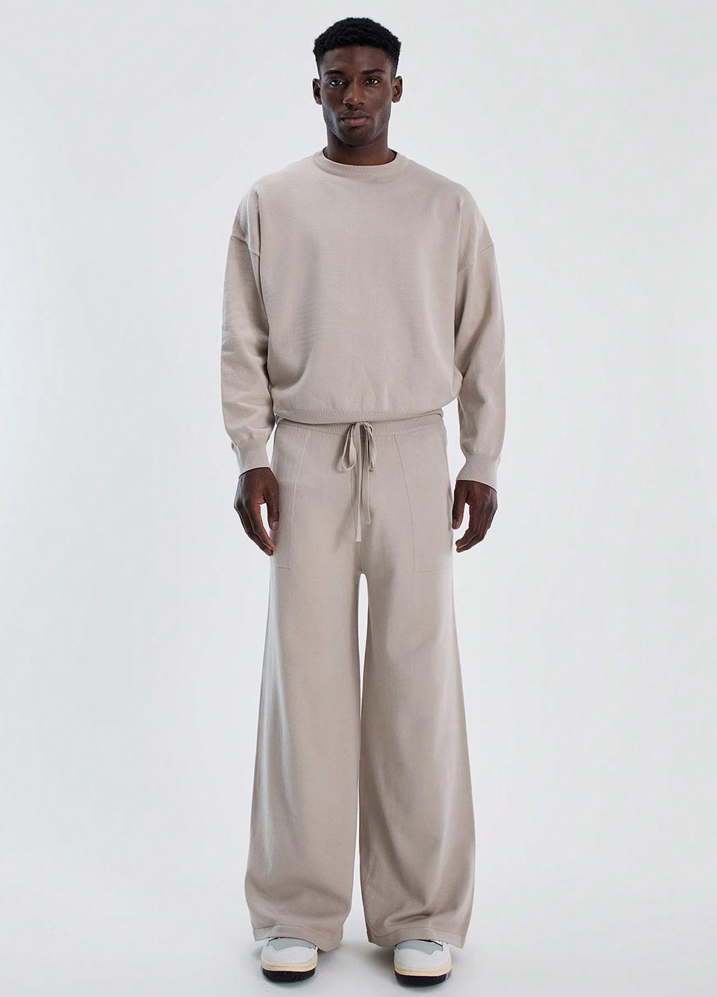 Светло-бежевый свитшот SHEIN однотонный без декора (347152467)