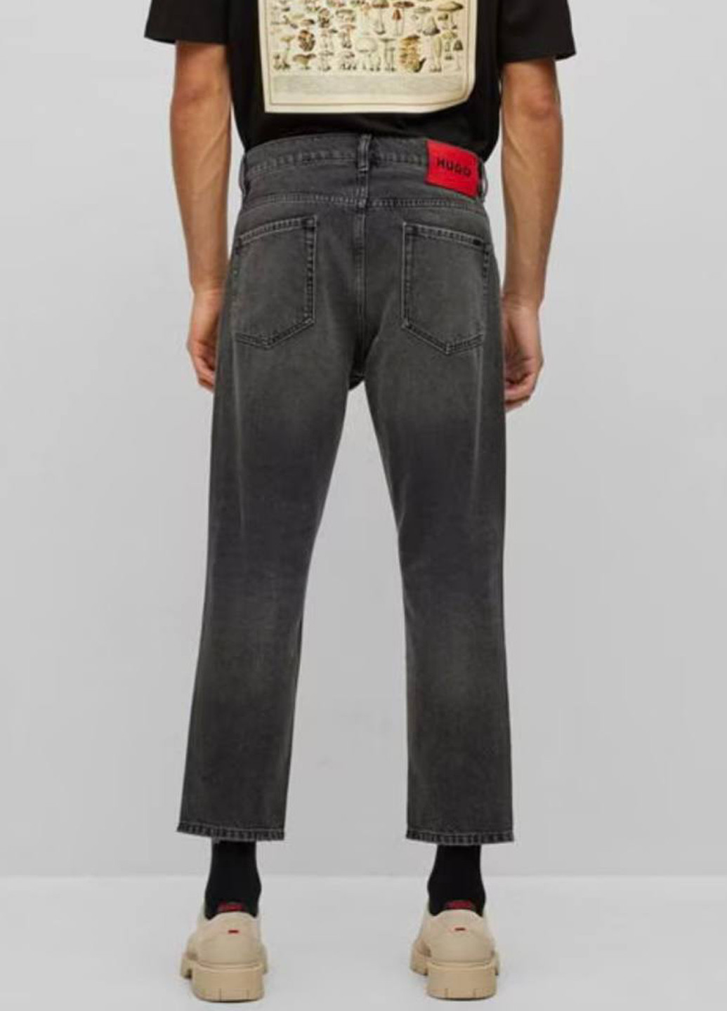 Черные демисезонные укороченные джинсы Hugo